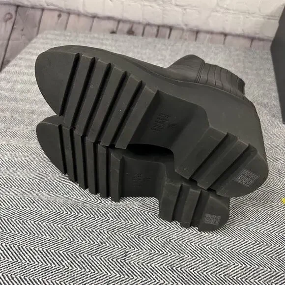 EILEEN FISHER -  Kat LT Chunky Leather Bootie - Picture 9 of 9